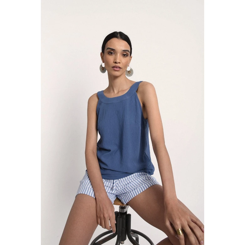 MOLLY BRACKEN V-neck tank top in the back denim blue G869