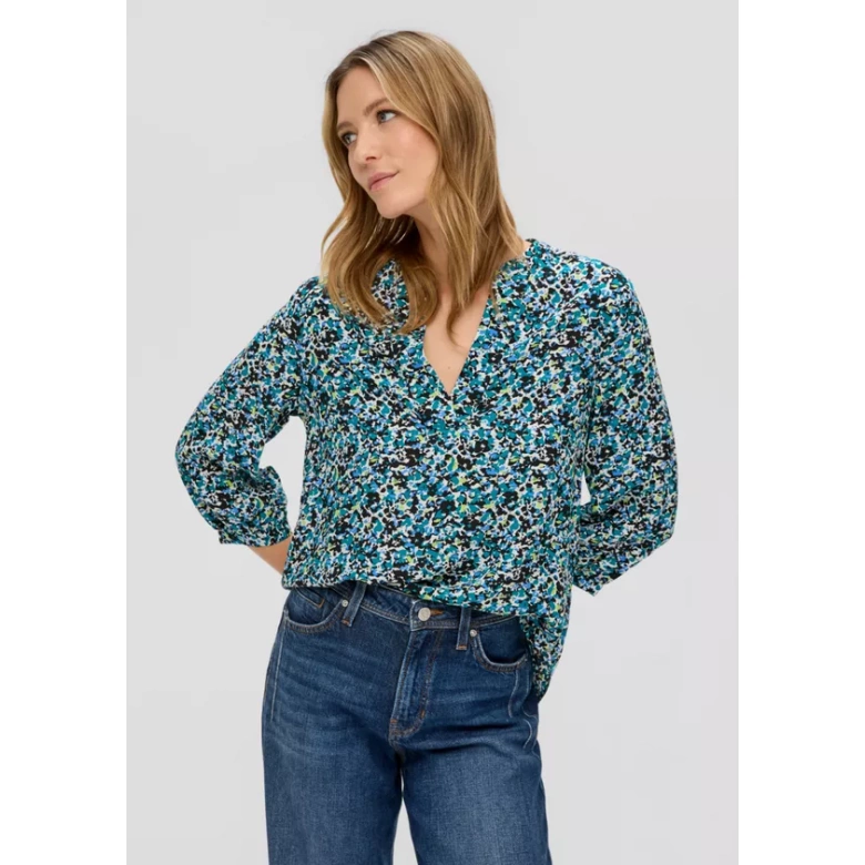 Tunic blouse with an all-over print